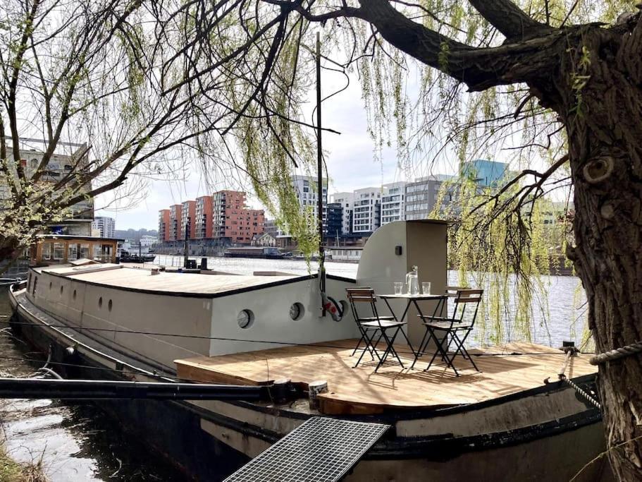 Prague On Boat, Privat Pier, Free Parking Hotel Екстериор снимка